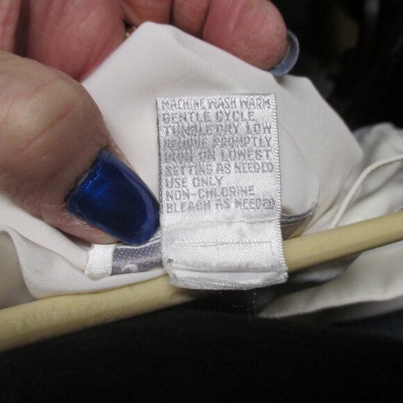 Shirt: “Jordan Woman” Sz:24W, Button Down, Round Collar, Long Sleeve, Off White - Picture 7 of 8